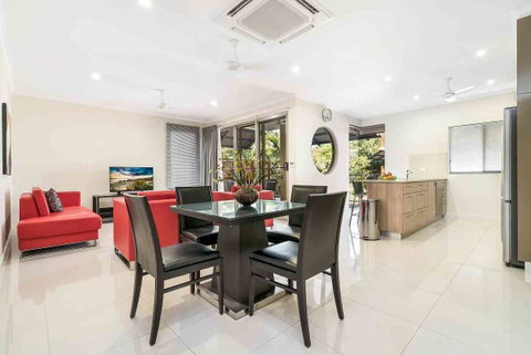 Elsey On Parap - Accommodation Port Macquarie 3