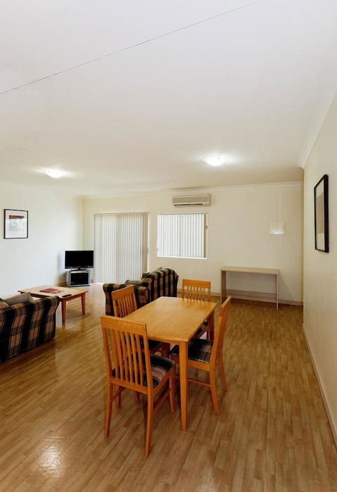 Alice On Todd Apartments - Accommodation Port Macquarie 7