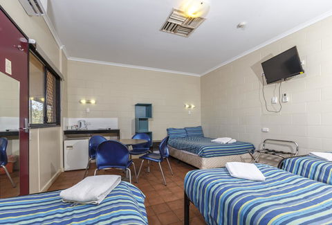 Discovery Resorts - Kings Canyon - Accommodation Port Macquarie 17