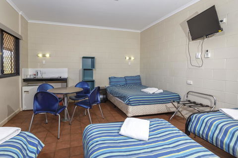 Discovery Resorts - Kings Canyon - Accommodation Port Macquarie 3
