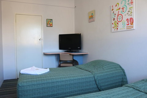 Golden Sands Motor Inn - Accommodation Port Macquarie 19