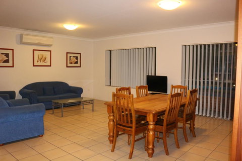 Golden Sands Motor Inn - Accommodation Port Macquarie 13