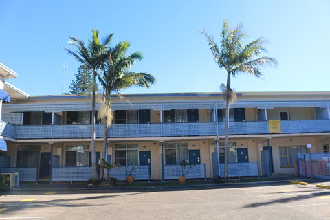Golden Sands Motor Inn - Accommodation Port Macquarie 11