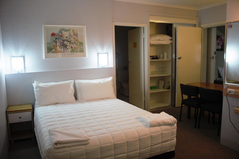Golden Sands Motor Inn - Accommodation Port Macquarie 1