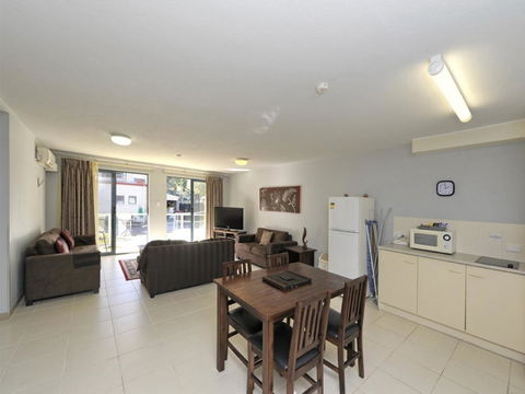 Nelson Bay Breeze - Accommodation Port Macquarie 8