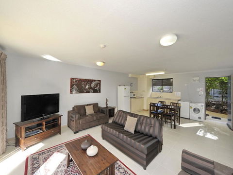Nelson Bay Breeze - Accommodation Port Macquarie 9