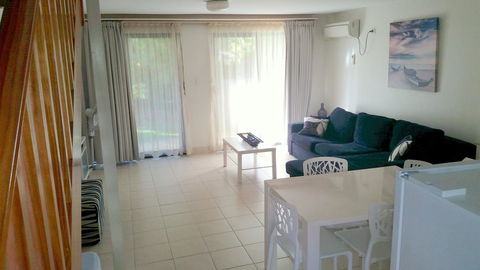 Nelson Bay Breeze - Accommodation Port Macquarie 6
