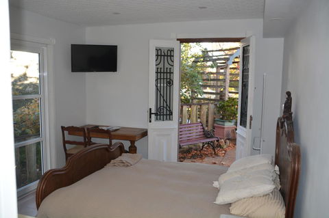 Garden Room - Accommodation Port Macquarie 6