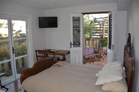 Garden Room - Accommodation Port Macquarie 4