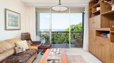 Bondi Apt. For 4 With Panoramic Ocean And Park Views - Accommodation Port Macquarie 2