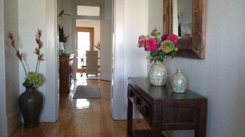 Book Keepers Cottage - Accommodation Port Macquarie 0