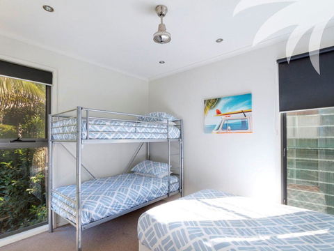 Boom 8 - Accommodation Port Macquarie 3