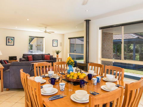 Boomerang Hideaway - Accommodation Port Macquarie 0