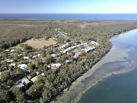 Booti Booti Chateau Lakeside - Accommodation Port Macquarie 1