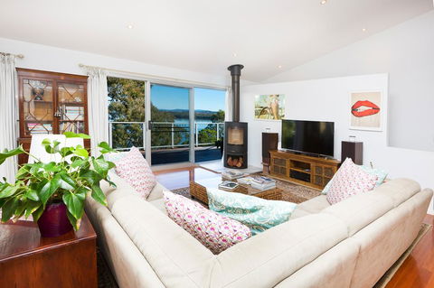 Booti Booti Lakehouse - Accommodation Port Macquarie 0