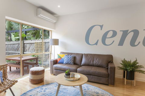 Boutique Stays - Central Park, South Melbourne Townhouse - Accommodation Port Macquarie 3