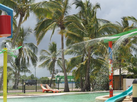 Bowen Holiday Park - Accommodation Port Macquarie 2