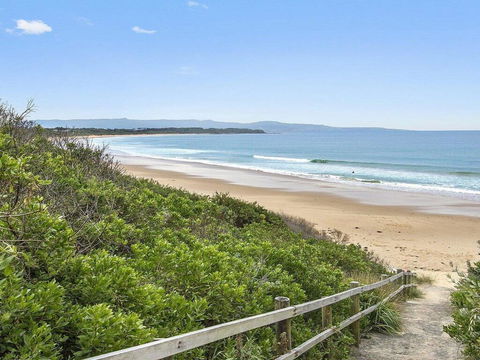 Bowery Beach House - Spacious Family Accommodation - Accommodation Port Macquarie 3