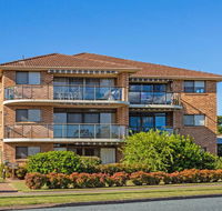 Braemar 5 - On The Lake - Accommodation Port Macquarie