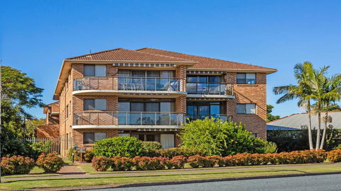 Braemar 5 - On The Lake! - Accommodation Port Macquarie 0