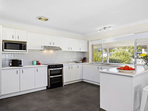Braeside - Waterfront, Fireplace - Accommodation Port Macquarie 2
