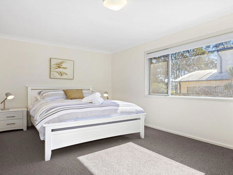 Braeside - Waterfront, Fireplace - Accommodation Port Macquarie 1