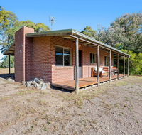 Braeside Cabin Four - Ziera - Accommodation Port Macquarie