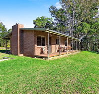 Braeside Cabin One - Pinkwood - Accommodation Port Macquarie