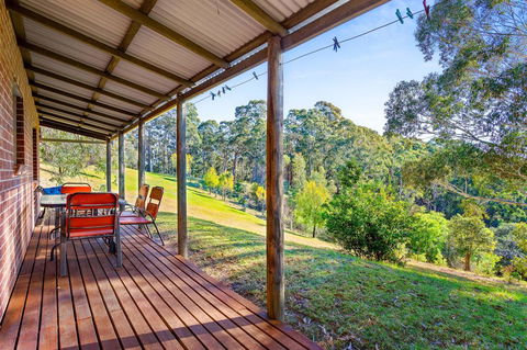 Braeside Cabin Three - Parsonsia - Accommodation Port Macquarie 3