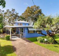 Bribie Beach House Waterfront directly across the road - Solander Esp Banksia Beach - Accommodation Port Macquarie