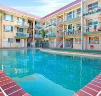 Bribie Beach King bed Unit overlooking pool - Accommodation Port Macquarie