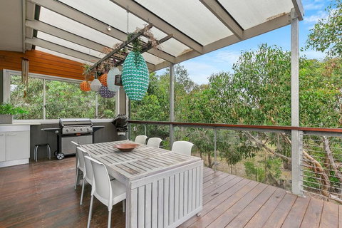 Bristlebird - Beach 650m, Pets, Fireplace, Linen, 4 Bdrm, WiFi - Accommodation Port Macquarie 3