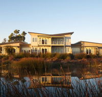 Broadbeach Inverloch Resort - Accommodation Port Macquarie