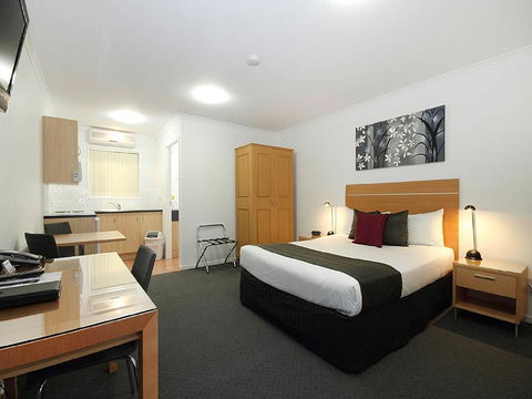Browns Plains Motor Inn - Accommodation Port Macquarie 0