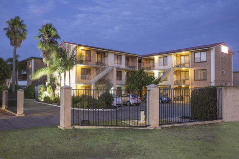 Burswood Lodge Apartments - Accommodation Port Macquarie 0