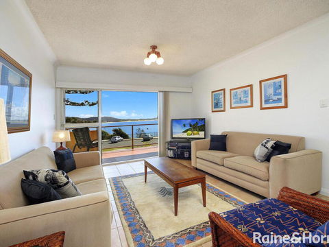By The Sea - Cumbernauld #1 - 1/12 Terrigal Esp, Terrigal - Accommodation Port Macquarie 2