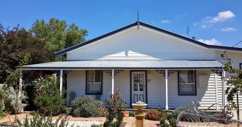 C & A's Cottage - Accommodation Port Macquarie 1