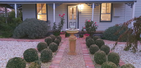 C & A's Cottage - Accommodation Port Macquarie 0