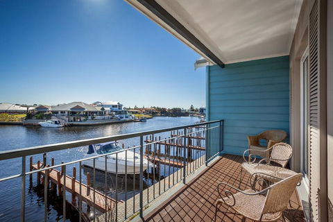 C Mandurah Resort & Serviced Apartments - Accommodation Port Macquarie 1