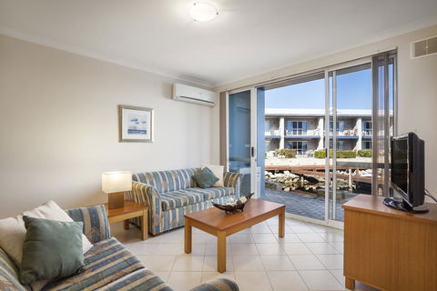 C Mandurah Resort & Serviced Apartments - Accommodation Port Macquarie 2