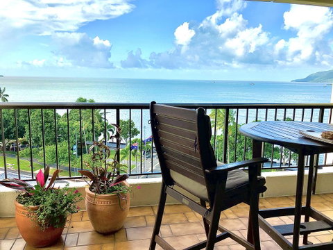 Cairns Apartment Esplanade Ocean Views - Accommodation Port Macquarie 1