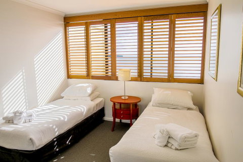 Cairns Aquarius - Accommodation Port Macquarie 3