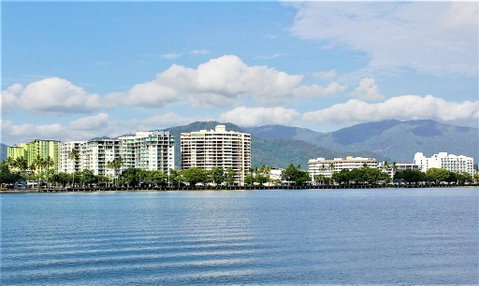 Cairns Aquarius - Accommodation Port Macquarie 0