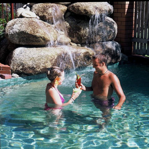 Cairns Holiday Lodge - Accommodation Port Macquarie 3