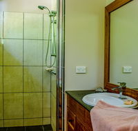 Cairns Homestead A Peaceful Getaway - Accommodation Port Macquarie