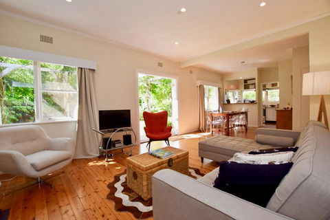 Calamandah House Of Blackheath - Accommodation Port Macquarie 2