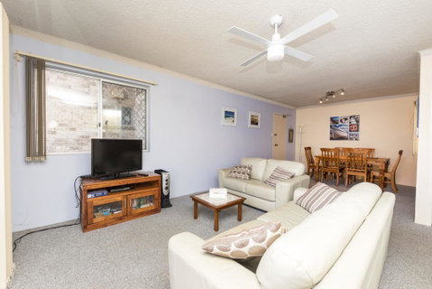 Camelot Unit 6 - Accommodation Port Macquarie 2