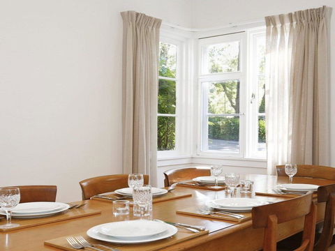 Canary Cottage - Fresh, Clean, Simple & Comfortable - Accommodation Port Macquarie 1