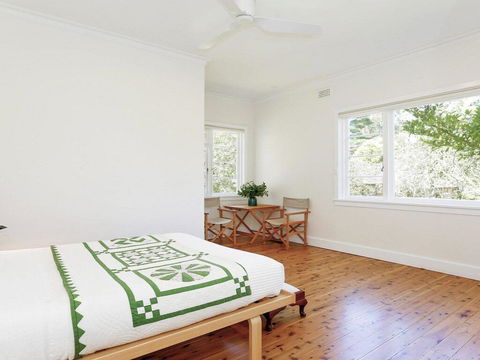 Canary Cottage - Fresh, Clean, Simple & Comfortable - Accommodation Port Macquarie 2