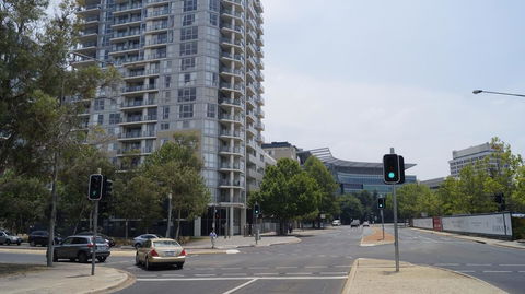 Canberra CBD Metropolitan - Accommodation Port Macquarie 3